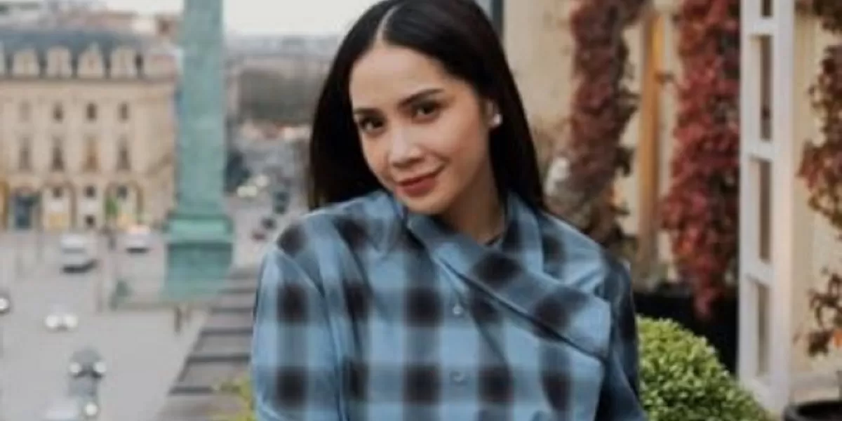 Pemilik RANS Entertainment, Nagita Slavinna.  Potret pergerakan saham VISI yang volatil setelah rencana akuisisi mayoritas oleh Nagita Slavina mencuat ke publik dan memicu spekulasi pasar. (Instagram.com @rafinagita1717)