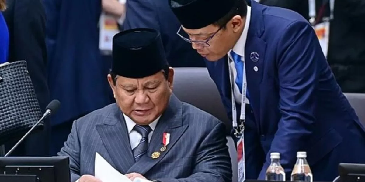 Presiden Prabowo dan Menlu Sugiono. Pemerintah memastikan kehadiran di forum internasional tidak berarti normalisasi hubungan dengan negara yang belum diakui diplomatik.  (Instagram.com @sugiono_56)