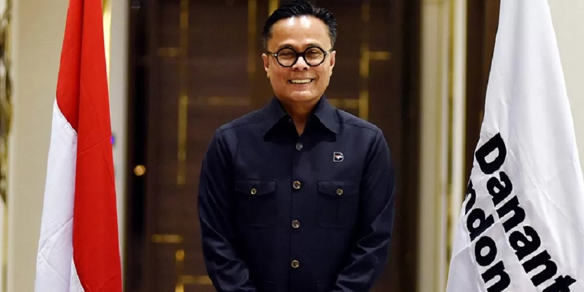 Chief Operating Officer Danantara Dony Oskaria. Langkah konsolidasi asuransi BUMN dinilai mampu memperkuat permodalan, tata kelola, dan daya saing industri keuangan nasional. (Instagram.com @donyoskaria)