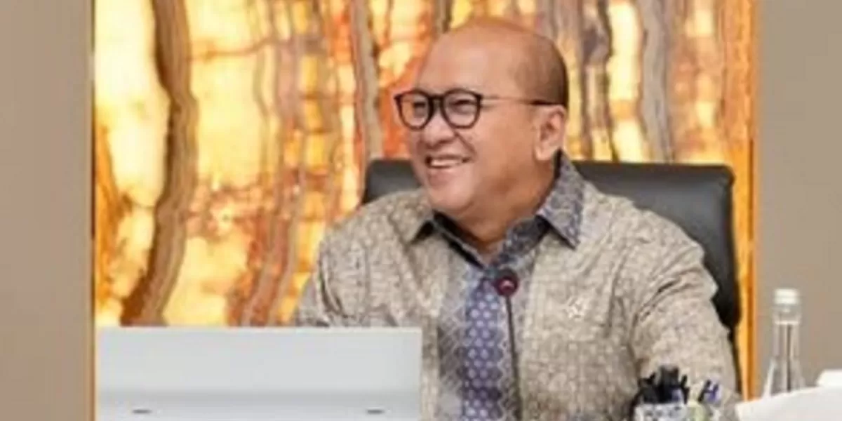 Aktivitas industri logam dasar yang menjadi sektor investasi terbesar Indonesia pada Triwulan I 2026 dengan nilai mencapai Rp67 triliun. Menteri Investasi dan Hilirisasi, Rosan Roeslani. (Instagram.com @rosanroeslani)