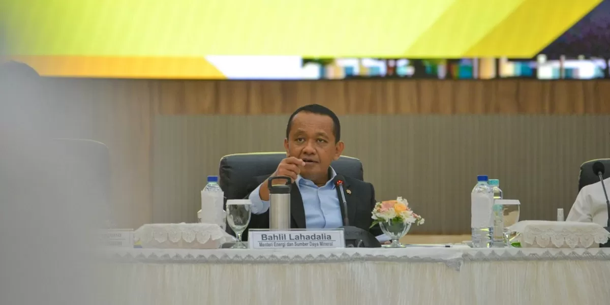 Menteri ESDM Bahlil Lahadalia memastikan pasokan energi nasional tetap aman di tengah dinamika geopolitik global dan fluktuasi harga minyak (Dok. Instargam  @bahlillahadalia)