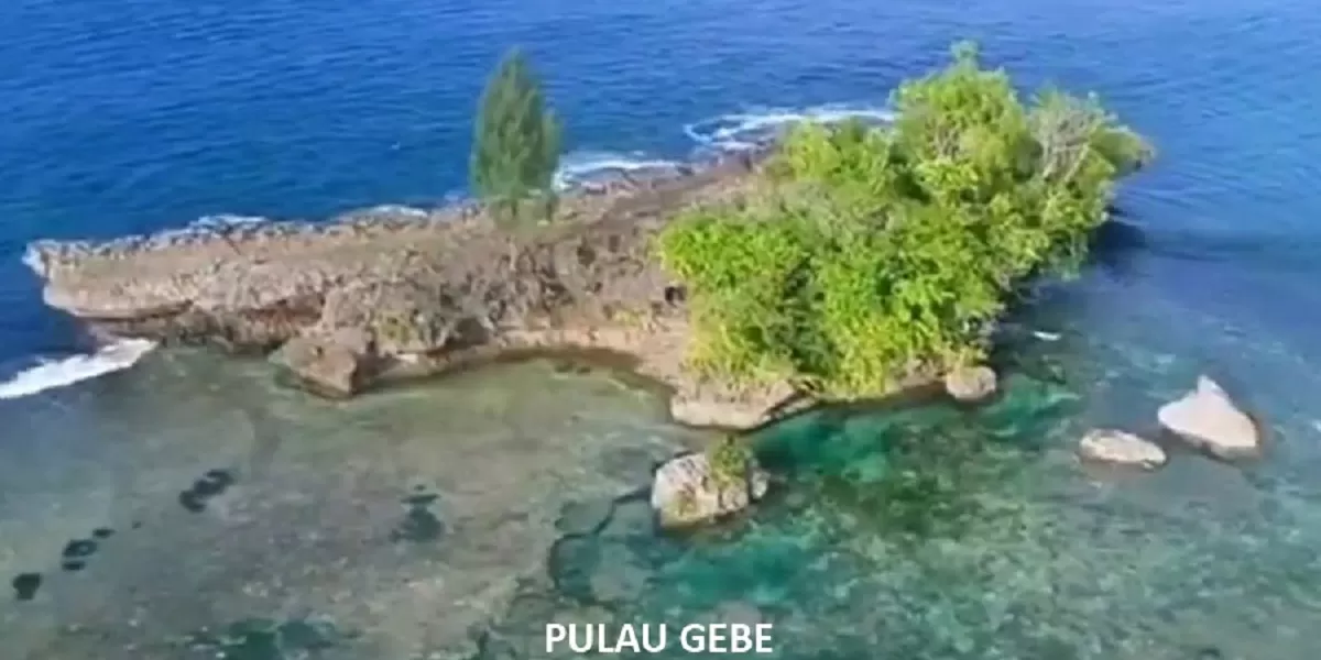 Pulau Gebe, Halmahera Tengah, menjadi perhatian publik menyusul temuan DPRD terkait kepatuhan izin. (Dok. haltengkab.go.id)