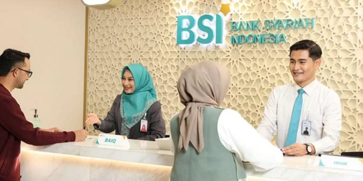 Aktivitas BSI. Ilustrasi nasabah generasi produktif memanfaatkan layanan digital Bank Syariah Indonesia. (Dok. bankbsi.co.id)