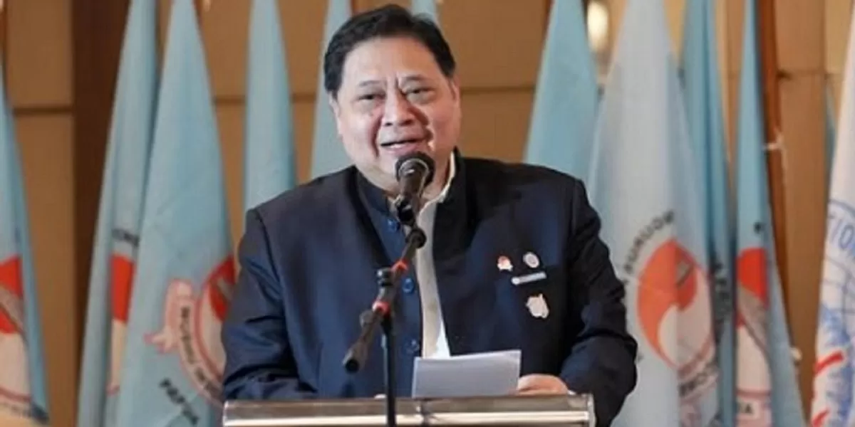 Menko Perekonomian Airlangga Hartarto. Diskusi tingkat tinggi perdagangan bilateral menyoroti pentingnya kepastian tarif impor bagi keberlanjutan industri ekspor Indonesia. (Dok. Instagram.com @airlanggahartarto)