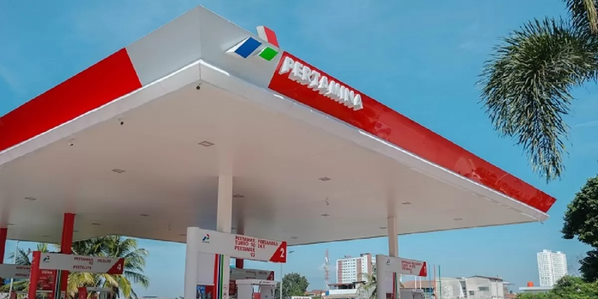 Aktivitas pengisian Pertalite di SPBU Pertamina usai kepastian harga BBM tidak mengalami kenaikan per 1 April 2026.  (Dok. pertaminaretail.com)