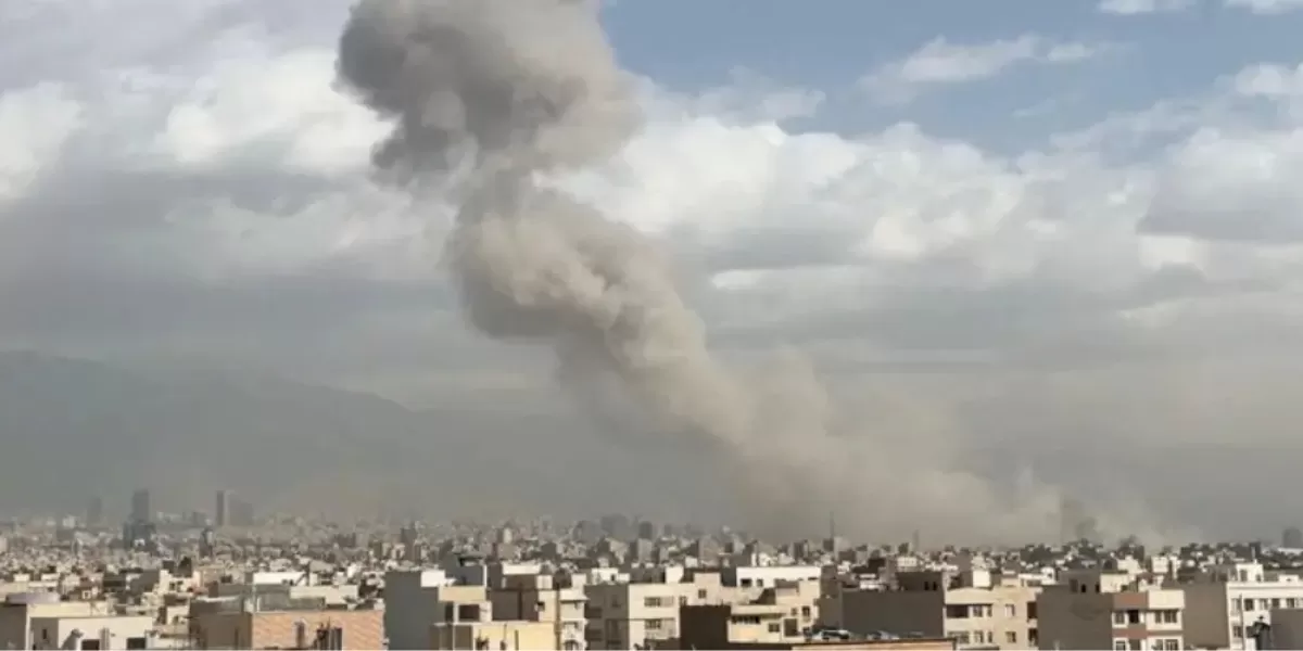 Israel serang Iran (Foto: REUTERS/WANA)