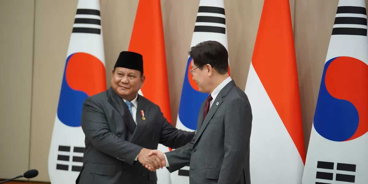 Presiden Korea Selatan Lee Jae Myung menerima Presiden Prabowo di Blue House, Seoul, Rabu (1/4).  (Bakom RI)