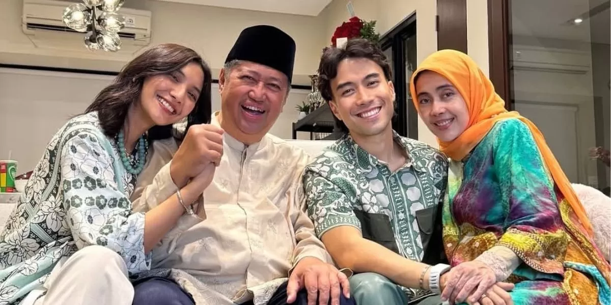 Harry Kiss ungkap tak ada foto lebaran dengan konsep unik lagi. (Instagram/vidialdiano)