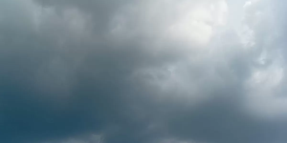 Cuaca Ekstrem Landa Jabar: Banjir-Longsor Rusak Ratusan Rumah, BPBD Imbau Warga Siaga (Akarsari.com)