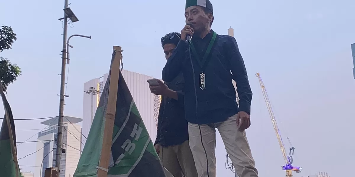  Ketua Umum HMI Cabang Bekasi Adhi Laksono Murti.