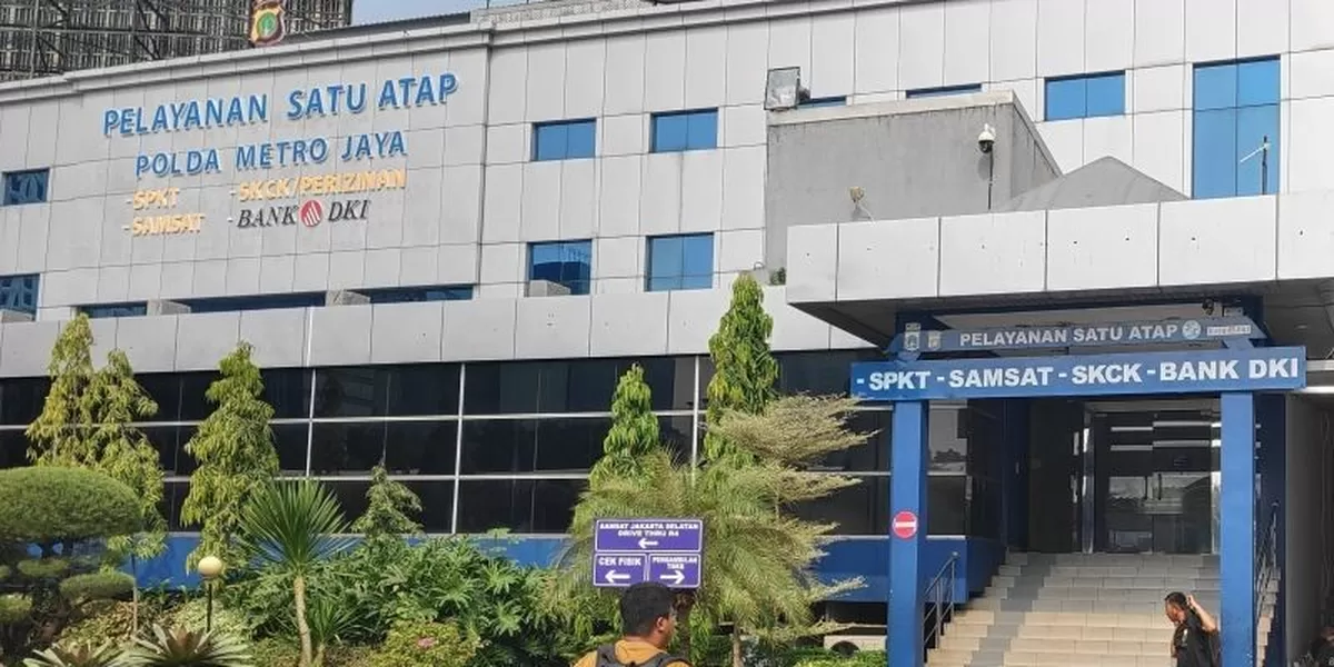 Gedung Sentra Pelayanan Kepolisian Terpadu (SPKT) Polda Metro Jaya, Jakarta Selatan. ( ANTARA/Ilham Kausar )