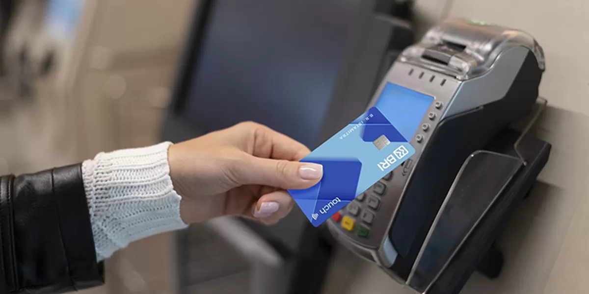 BRI memberikan tips aman bertransaksi dengan kartu kredit BRI.  (Dok BRI)