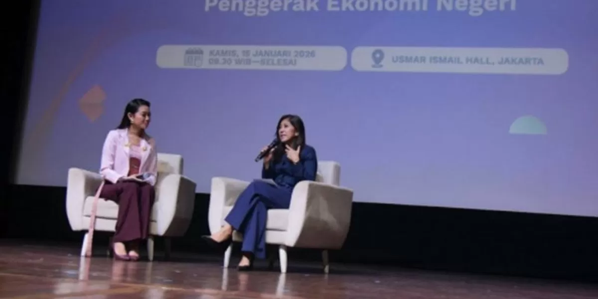 Menkomdigi Meutya Hafid menyampaikan materi dalam acara She Connects: Perempuan Terkoneksi Penggerak Ekonomi Negeri di Pusat Perfilman H Usmar Ismail, Kuningan, Jakarta Selatan, Kamis (15/01/2026).  (ANTARA/HO-Kementerian Komunikasi dan Digital)