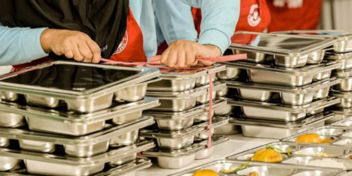 Foto ilustrasi tumpukan food tray atau ompreng untuk program Makan Bergizi Gratis atau MBG.  (Instagram/badangizinasional.ri)
