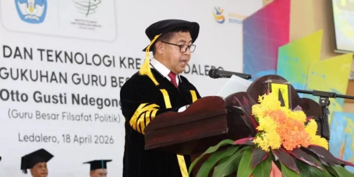 P. Prof. Dr. Otto Gusti Ndegong Madung, SVD dalam pengukuhan Guru Besar bidang kepakaran Filsafat Politik, pada Sabtu (18/04) di Maumere (Foto: Dok IFTK Ledalero)