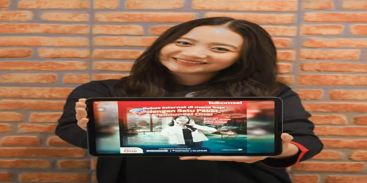 Telkomsel One hadir sebagai solusi konektivitas terpadu yang mengintegrasikan layanan internet rumah dan mobile Telkomsel untuk pengalaman digital yang lebih seamless dan fleksibel