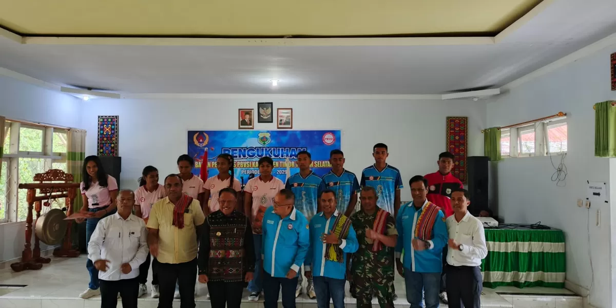 Menuju Emas PON 2028, Winston Rondo Dorong PBVSI TTS Jadi Lokomotif Voli NTT. (WR)