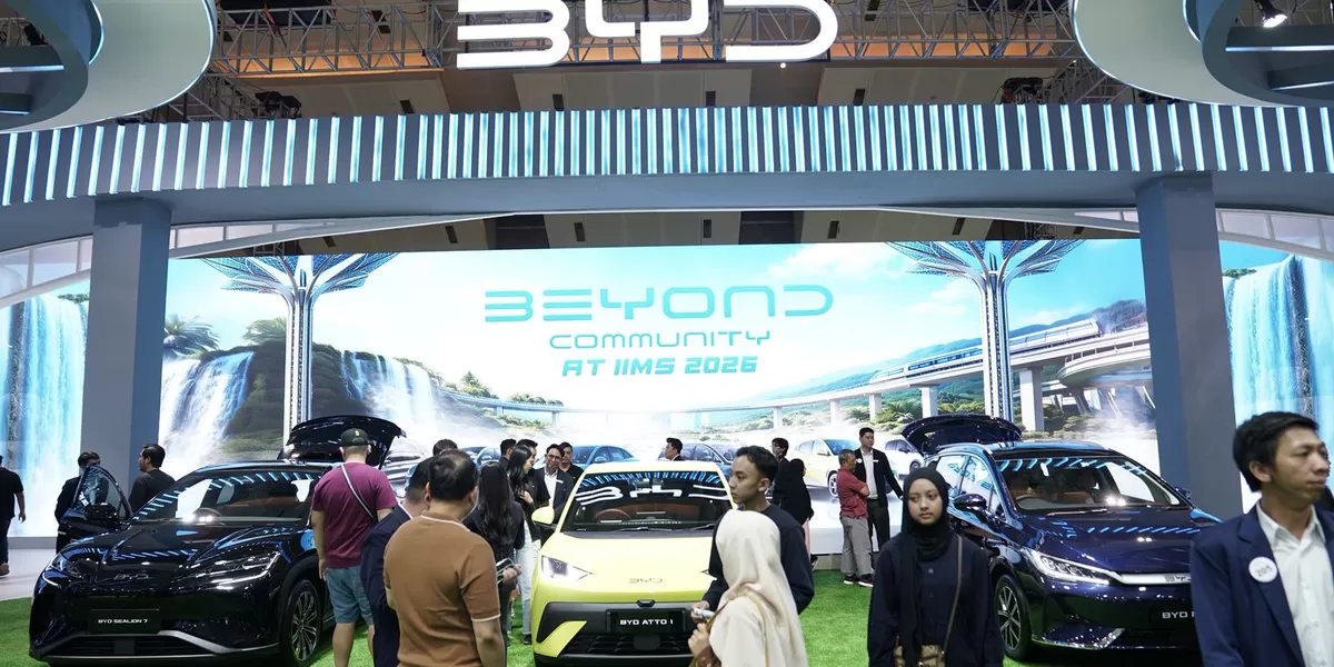 Kehadiran komunitas BEYOND memberikan warna tersendiri dalam dinamika booth BYD - WartaPesona.com (BYD Indonesia)