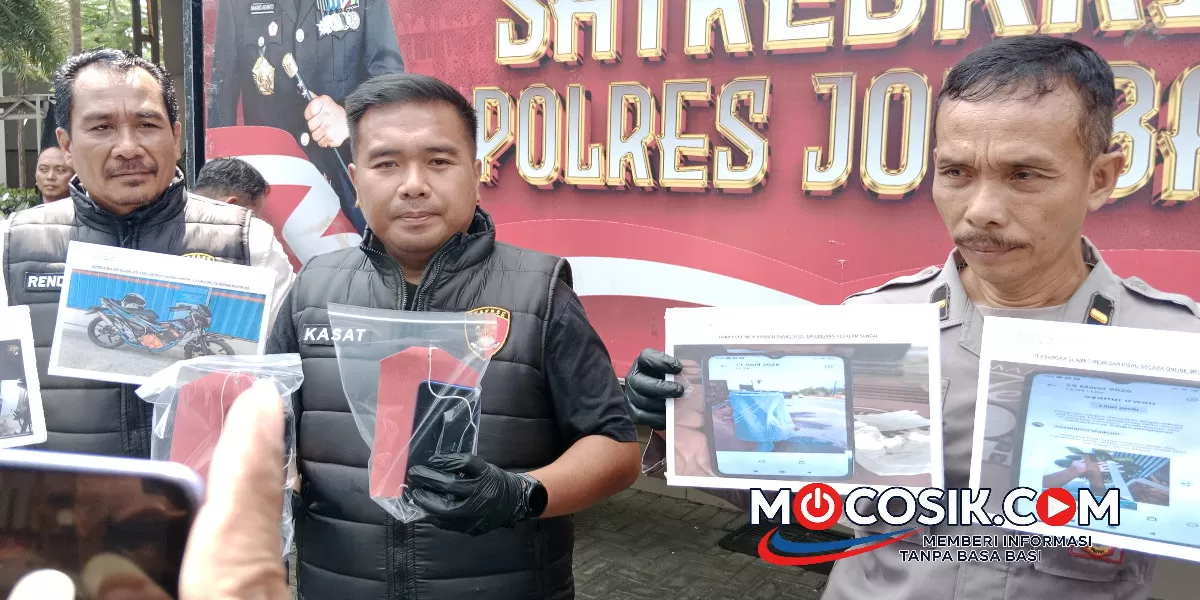 Kasatreskrim Polres Jombang, AKP Dimas Robin Alexander saat menggelar konferensi pers (Rudiyanto)