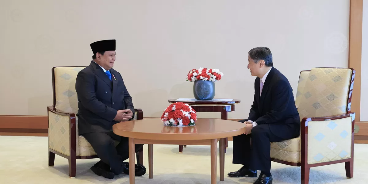 Presiden Republik Indonesia Prabowo Subianto bertemu dengan Kaisar Jepang Naruhito di Imperial Palace Tokyo, Tokyo, pada Senin (30/3). (Foto: Dok. Badan Kehumasan Pemerintah)