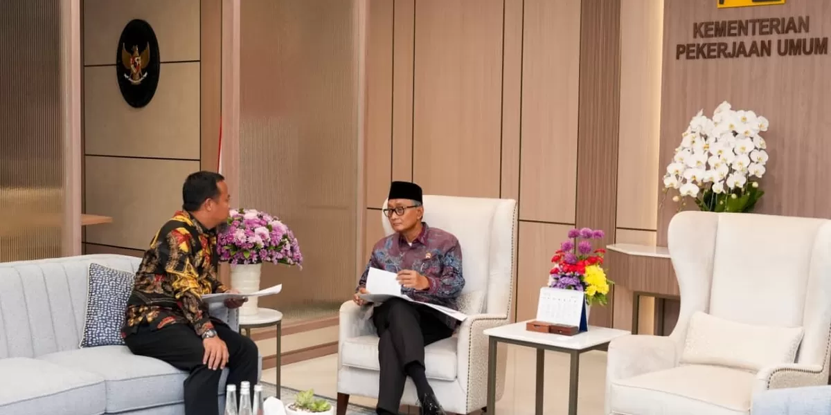 Gubernur Sulsel Andi Sudirman Sulaiman temui Menteri Pekerjaan Umum (PU) RI, Dody Hanggodo.