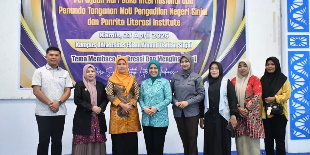 Pemkab Sinjai dorong budaya literasi di era digital saat ini.