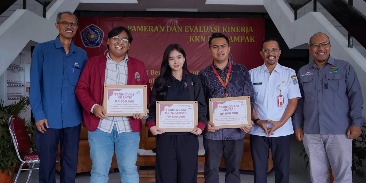 Pada kesempatan tersebut, Kelompok 14 KKN Berdampak yang mengabdi di Kampung Tematik Kampung Budaya Polowijen berhasil meraih nominasi Ter-Digital. Penghargaan ini menjadi bentuk pengakuan atas upaya digitalisasi dan inovasi berbasis teknologi yang telah dilakukan dalam mendukung promosi serta penge (HO/KLIKTIMES.COM)
