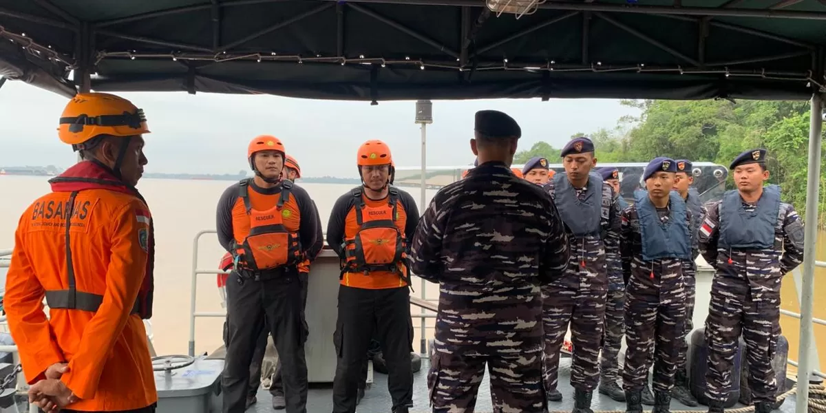 Tim SAR Gabungan  melanjutkan operasi pencarian terhadap satu orang anak buah kapal (ABK) yang hilang 