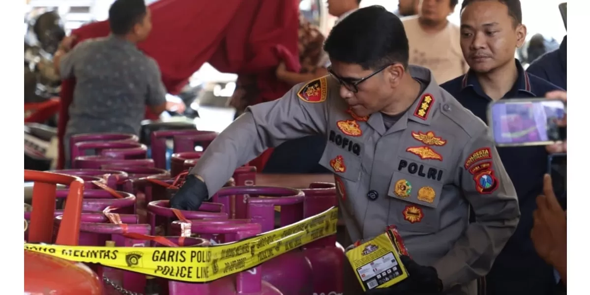 Polresta Banyuwangi membongkar dua pengoplos LPG 3 Kg yang merugikan negara hingga ratusan juta rupiah. (Dok. Polresta Banyuwangi)