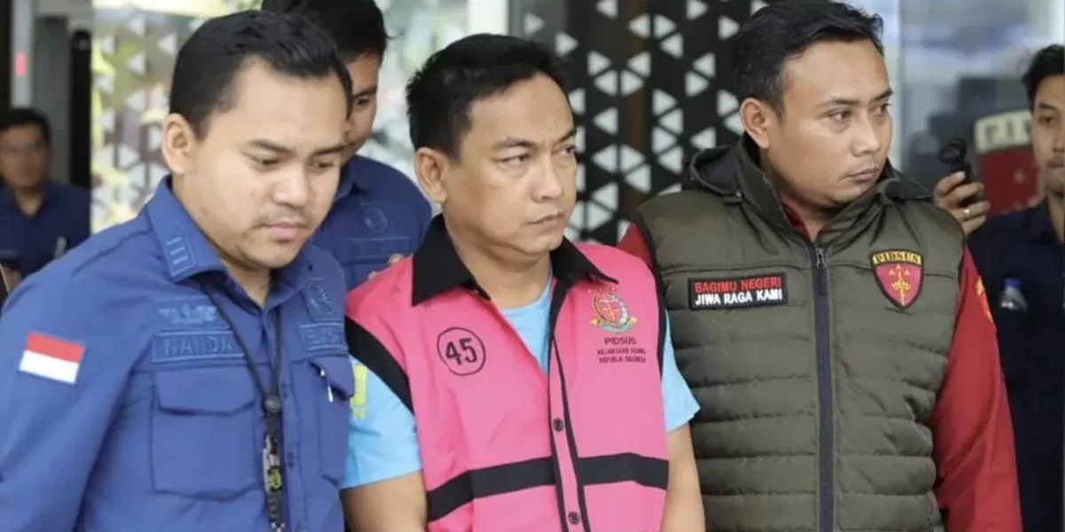 Tim penyidik pada Jaksa Agung Muda Tindak Pidana Khusus menetapkan Ketua Ombudsman Hary Susanto sebagai tersangka dalam perkara dugaan tindak pidana korupsi tata kelola usaha pertambangan nikel di Provinsi Sulawesi Tenggara periode 2013 hingga 2025.