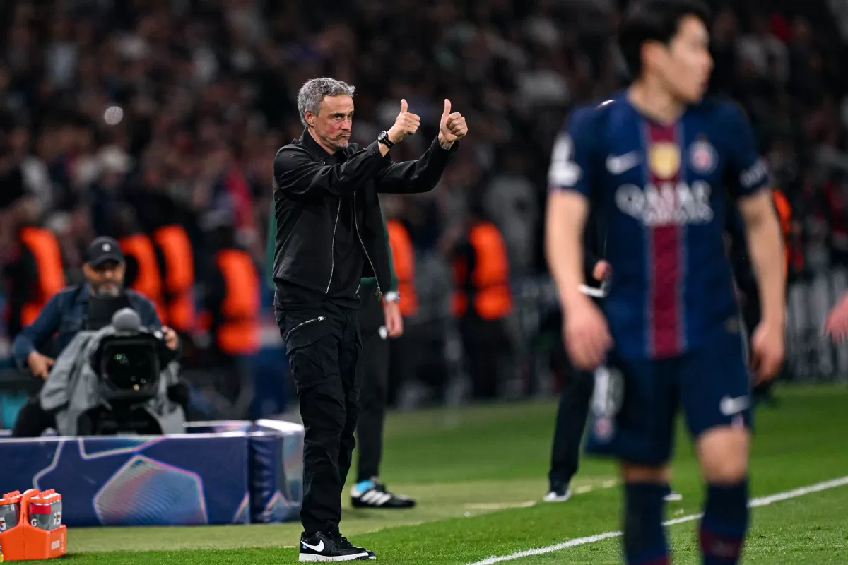 Luis Enrique Masuk Kandidat Pelatih Terhebat Era Modern Setelah PSG Kembali Bersinar
