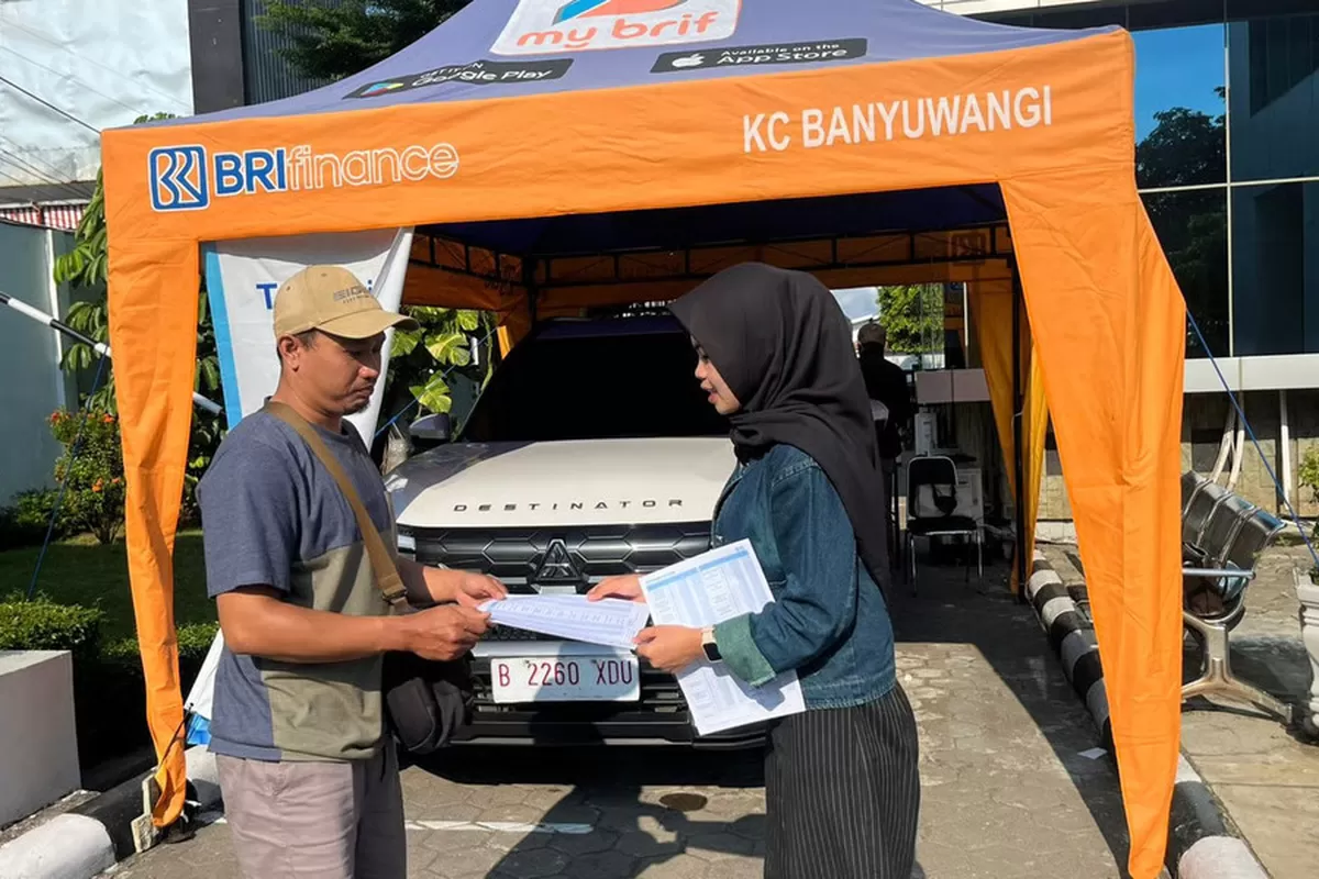 BRI Finance Perkuat Pasar Daerah Melalui Pameran Otomotif di Banyuwangi