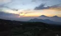 Silancur Highland, Wisata Spot Sunrise dengan Siluet Empat Gunung di Magelang