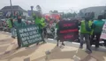Ojol dan Becak Geruduk Balai Kota Surakarta, Desak Wali Kota Respati Ardi SK Larangan Bajaj Angkut Penumpang