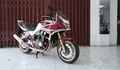 Mesin Lebih Besar dari Mobil LCGC! Honda CB1300 Super Bol D'Or SP, Motor Sport Touring dengan Performa Mengesankan 
