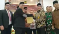 KIP Bireuen Tetapkan H Mukhlis dan Razuardi Sebagai Bupati dan Wakil Bupati Terpilih Pemilihan 2024