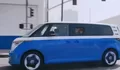 VW ID Buzz: Perpaduan Nostalgia Kombi Legendaris dengan Inovasi Mobil Listrik Futuristis yang Membuatnya Terlihat Sangat Unik 