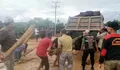 Sisa Banjir di Goti Padangsidimpuan Mulai Dibersihkan