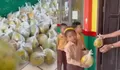Viral Pembagian MBG di SDN 001 Muara Badak Kaltim, Siswa Terima Kelapa Utuh untuk Dibawa Pulang