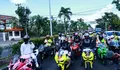 Dua Pembalap Pertamina Enduro VR46 Parade Bareng Komunitas Motor Bali