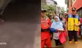 Viral Emak-Emak Bekasi Curhat ke Banjir: “Cukup Sampai Sini Ya, Jangan Balik Lagi”