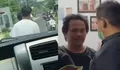 Viral tendang mobil ambulans sampai penyok, pria di Depok akhirnya ditangkap polisi