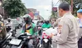Polresta Yogyakarta Gelar Aksi Sosial, Bagi-bagi Makanan kepada Pengguna Jalan Jelang Buka Puasa