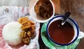 Olahan daging dan kulit ayam lezat disantap kapan saja, sayur khas desa serta minuman rempah beraroma khas dengan cita rasa mantap