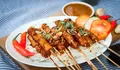 9 Tempat Makan Sate di Jember: Bumbu Meresap, Sambal Kacang Enak