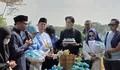Enzy Storia Kenang Vidi Aldiano di Hari Lahirnya, Suasana Ziarah Penuh Haru