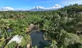 Berendam di Pemandian Air Panas Alami Banyu Kuwung