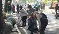 Menjaga Kebersihan dan Kenyamanan Fasilitas Umum, Polres Tasikmalaya Kota Bersih-Bersih di Kompleks Olahraga Dadaha
