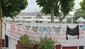 Sindiran Keras untuk Wali Kota Viman, Spanduk Protes dan Celana Dalam Bekas Kepung Balekota Tasikmalaya