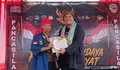 Peduli Seni dan Budaya, Diky Chandra Terima Penghargaan Budaya dari Yayasan Sanca Wulung Galunggung